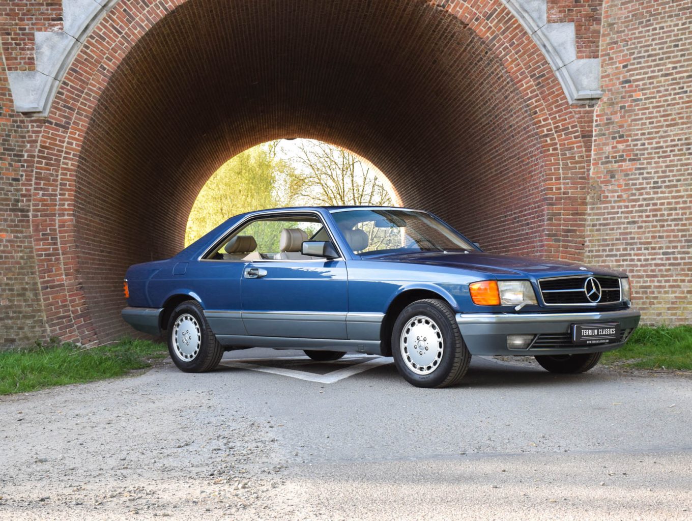 Mercedes-Benz W126 500 SEC te koop